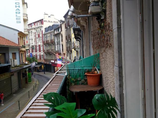 Au Berceau de Bernadette : photo 9 de la chambre studio with balcony st expedit