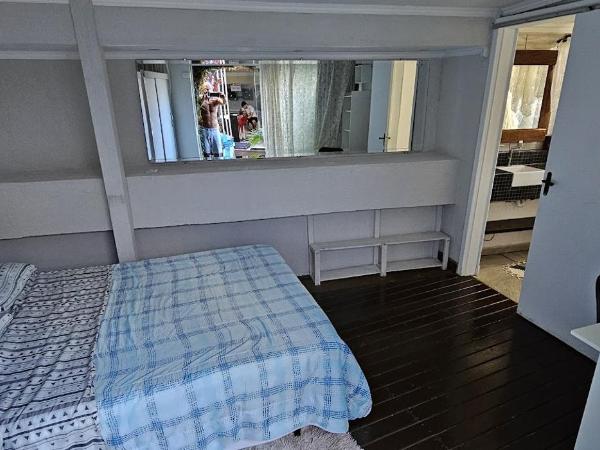 Hostel AJBJ Turismo : photo 3 de la chambre chambre double - vue sur jardin