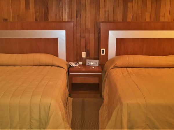 Hotel Finisterre : photo 2 de la chambre chambre deluxe avec 2 lits doubles