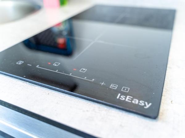 FREE PARKING Cosy Studios close to city and QE and UOB! : photo 8 de la chambre studio