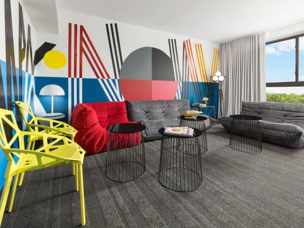 Studio Allston Hotel Boston : photo 1 de la chambre suite reel countdown movie