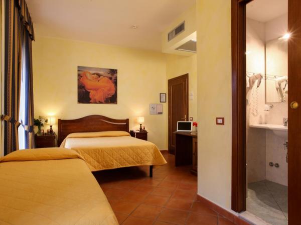 Hotel Bologna : photo 5 de la chambre chambre triple