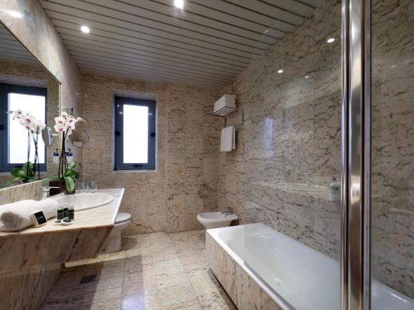 Exe Salamanca : photo 1 de la chambre chambre triple standard