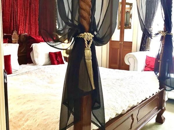 Kurrajong House : photo 7 de la chambre chambre lit king-size newton