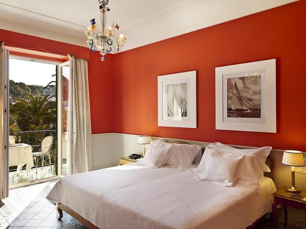 Regina Isabella-Resort Spa Restaurant : photo 4 de la chambre chambre double supérieure avec balcon et vue sur le jardin