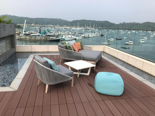 The Pier Hotel : photo 3 de la chambre hébergement supérieur avec terrasse