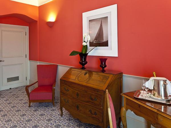 Regina Isabella-Resort Spa Restaurant : photo 10 de la chambre chambre double supérieure avec balcon et vue sur le jardin