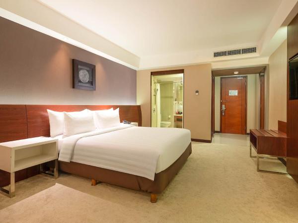 The Alana Yogyakarta Hotel and Convention Center : photo 1 de la chambre chambre deluxe double ou lits jumeaux