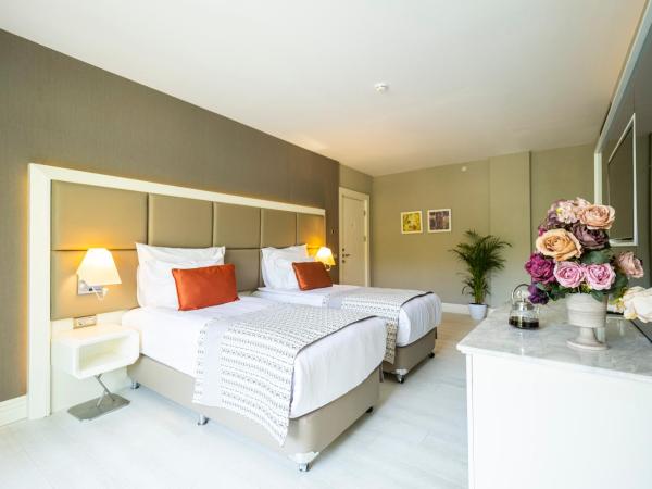 Wome Prime Hotel - Halal All Inclusive : photo 7 de la chambre chambre quadruple - vue sur mer