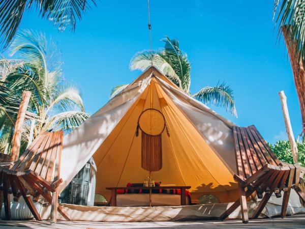 GlampIKAL formerly Casa Nawal : photo 2 de la chambre tente plateforme - côté océan