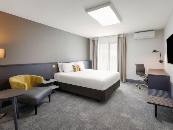JetPark Auckland Airport Hotel : photo 1 de la chambre chambre lit king-size deluxe