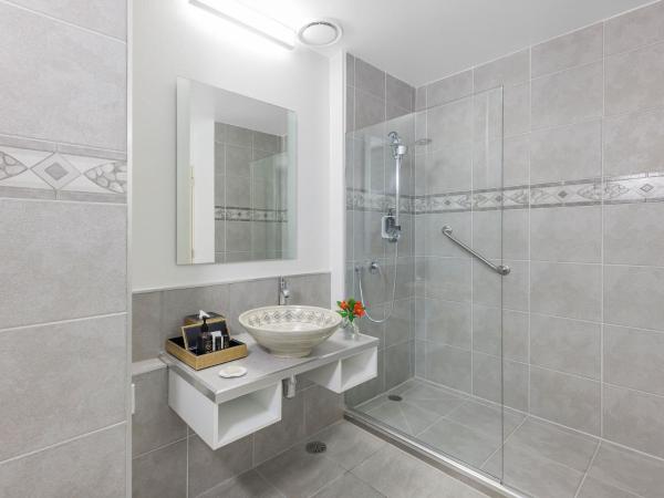 JetPark Auckland Airport Hotel : photo 2 de la chambre chambre lits jumeaux supérieure avec 2 lits doubles