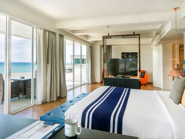 A-One The Royal Cruise Hotel Pattaya - SHA Extra Plus : photo 8 de la chambre suite - vue panoramique sur océan