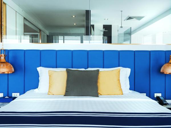 A-One The Royal Cruise Hotel Pattaya - SHA Extra Plus : photo 4 de la chambre suite - vue panoramique sur océan