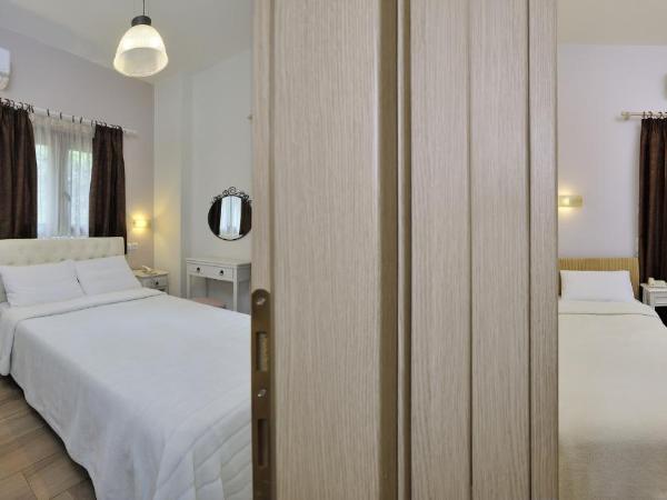 Dryades & Orion Hotel : photo 8 de la chambre chambre triple standard