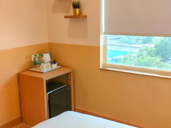 Bloom Hotel - HITEC City : photo 5 de la chambre chambre supérieure lit queen-size