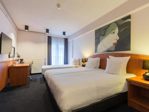 Leonardo Hotel Utrecht City Center : photo 2 de la chambre chambre triple