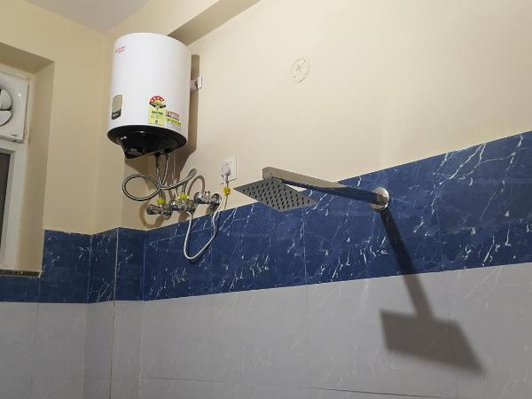 Hotel Greenoz : photo 9 de la chambre chambre double deluxe (1 adulte + 1 enfant)