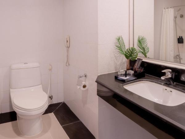 FuramaXclusive Sukhumvit : photo 6 de la chambre chambre deluxe double ou lits jumeaux