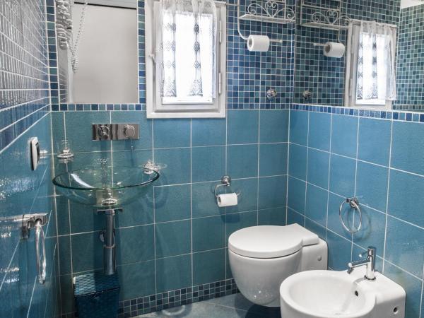 Chez Moi B&B : photo 10 de la chambre chambre double ou lits jumeaux