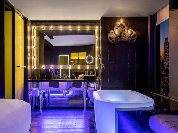 Movietel Shenzhen : photo 5 de la chambre deluxe movive room king bed