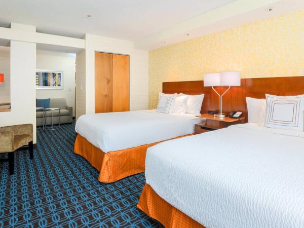 Fairfield by Marriott Inn & Suites Las Vegas Stadium Area : photo 6 de la chambre suite avec 2 lits doubles et canapé-lit