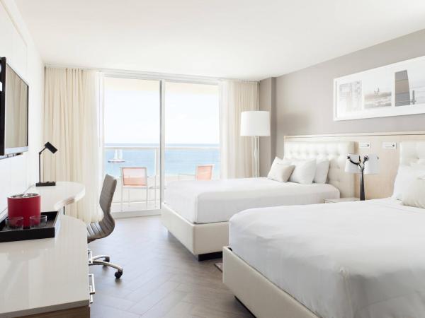 Marriott Stanton South Beach : photo 1 de la chambre chambre double avec balcon - côté océan