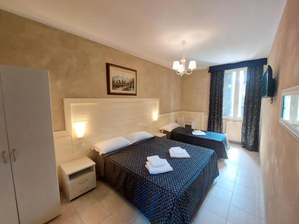 Hotel Aurelia Milano Centrale : photo 1 de la chambre chambre triple