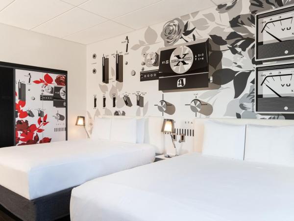 Hotel Vance, Portland, a Tribute Portfolio Hotel : photo 8 de la chambre chambre deluxe avec 2 lits queen-size