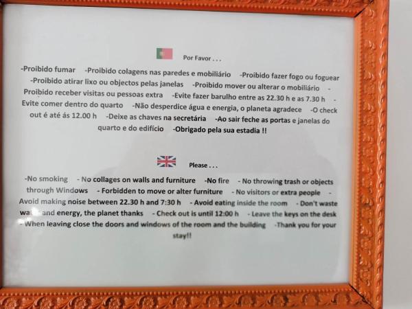 Quarto & Pasta Guesthouse : photo 10 de la chambre chambre lits jumeaux avec salle de bains commune