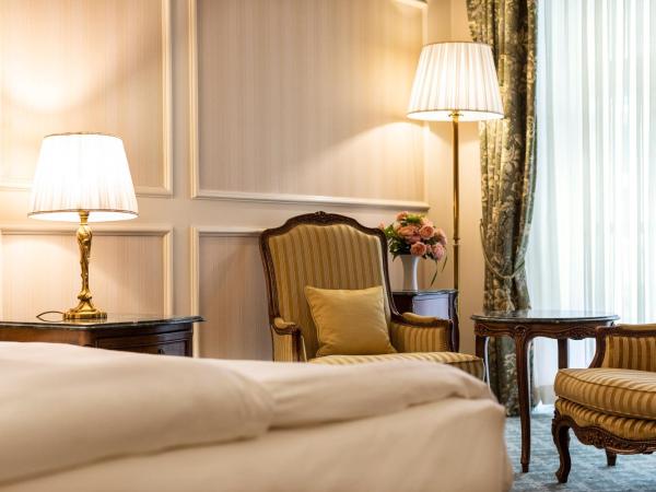 Grand Hotel Wien : photo 1 de la chambre chambre lit king-size premium - vue sur ville
