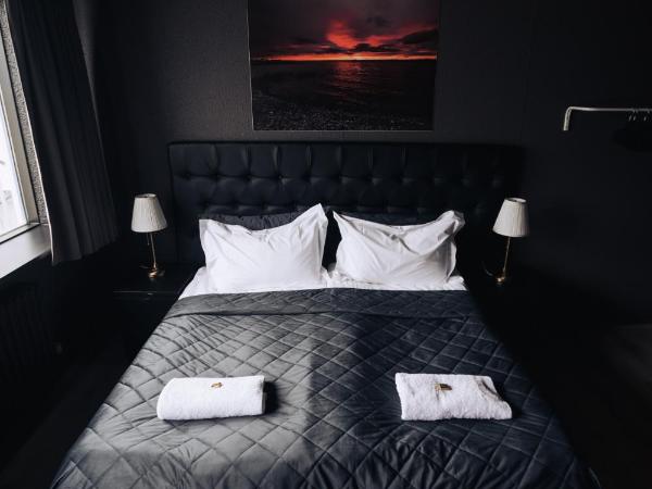 Brim Hotel : photo 6 de la chambre chambre familiale avec salle de bains commune