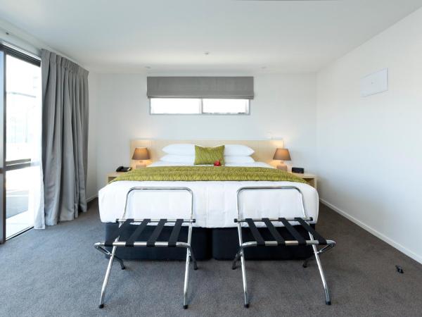 2 on Whiteleigh and 239 on Lincoln Motel : photo 2 de la chambre suite familiale
