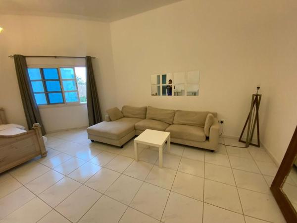 Comfortable Private Rooms in Compound Housing : photo 4 de la chambre chambre double avec salle de bains privative