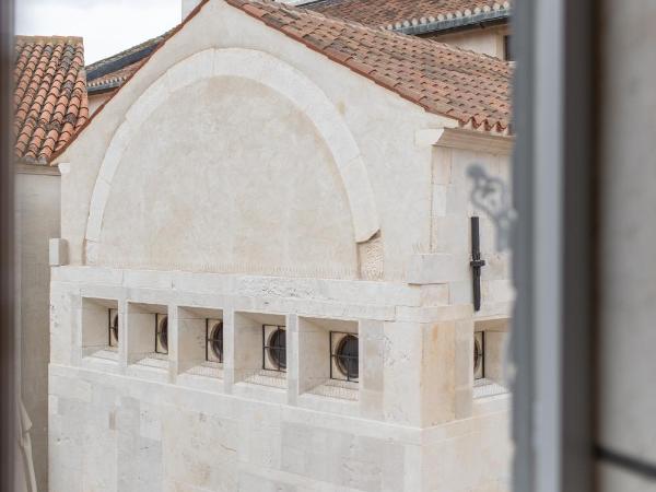 Vanjaka bed and breakfast : photo 4 de la chambre chambre double avec salle de bains privative extérieure