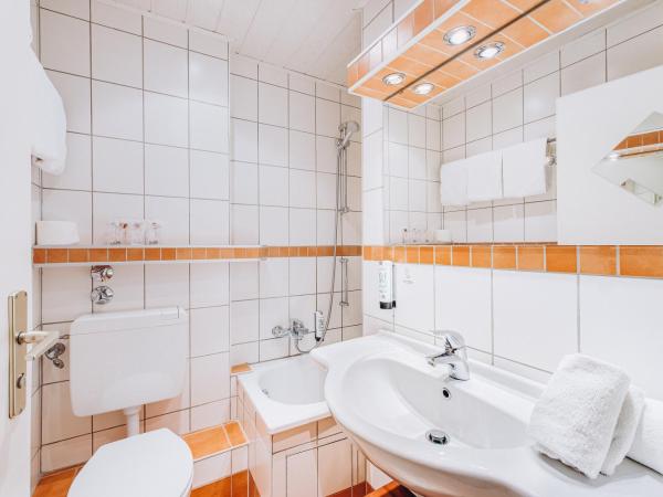 Hotel Isartor : photo 2 de la chambre chambre familiale