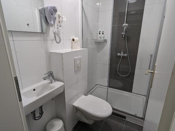 Hotel Tempelhof - City-Messe-Arena : photo 2 de la chambre chambre simple