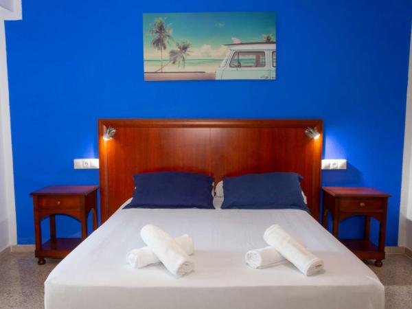 APARTAMENTOS PALASIET : photo 1 de la chambre studio