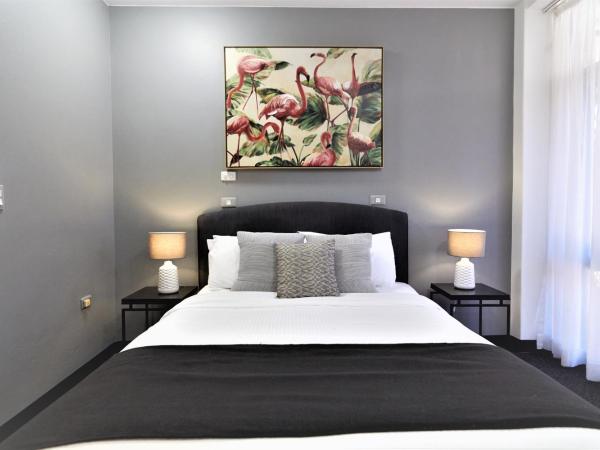 Mariners Court Hotel Sydney : photo 3 de la chambre chambre lit queen-size