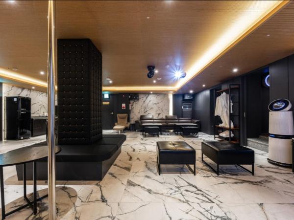 Shinchon Wol Hotel : photo 1 de la chambre chambre président