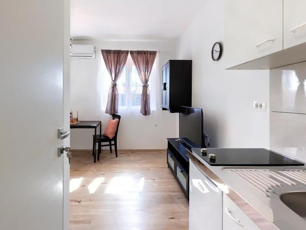 Hostel Monte Zaro : photo 1 de la chambre studio standard