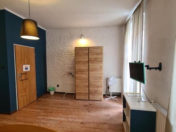 Kaktus Guest House : photo 3 de la chambre chambre lit king-size avec balcon