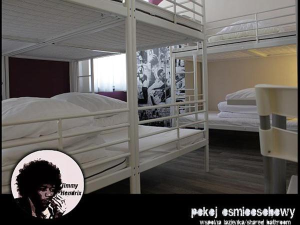 La Guitarra Hostel Poznań : photo 3 de la chambre lit dans dortoir pour 8 personnes
