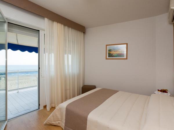 Hotel Canarie : photo 3 de la chambre chambre double