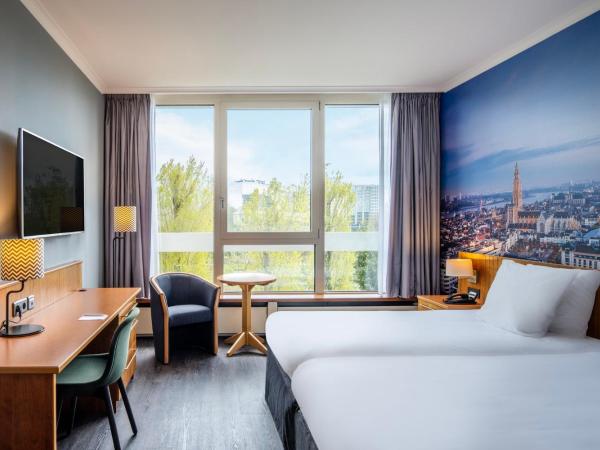 Crowne Plaza Antwerpen, an IHG Hotel : photo 8 de la chambre chambre standard