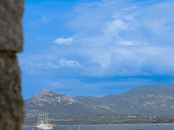 Hôtel L'Abbaye : photo 3 de la chambre chambre supérieure - vue sur mer