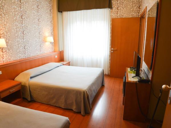 eco Hotel Milano & BioRiso Restaurant : photo 2 de la chambre chambre triple