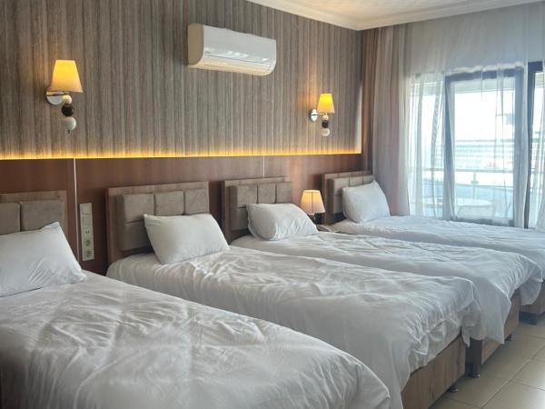 Hotel Stella : photo 4 de la chambre chambre familiale