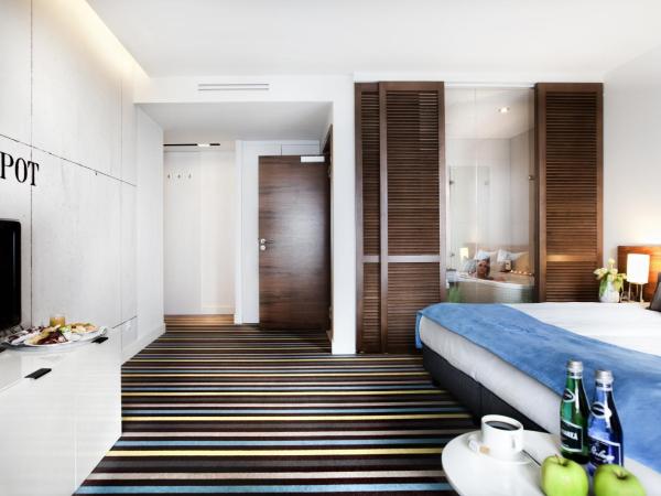 Bayjonn Boutique Hotel : photo 6 de la chambre chambre double supérieure - vue sur ville