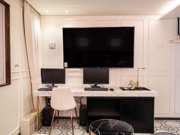 Jongno Olive Hotel : photo 7 de la chambre suite avec terrasse